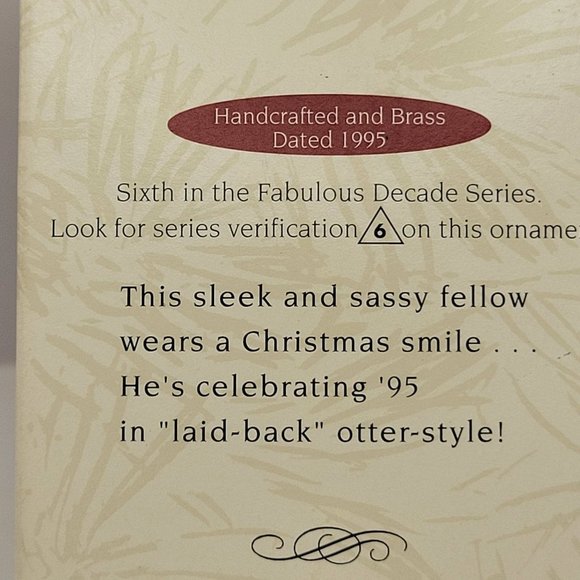 Hallmark Keepsake 1995 FABULOUS DECADE Otter Christmas Ornament - Picture 10 of 13